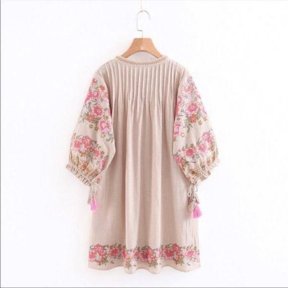 Embroidered Floral Puff Sleeve Boho Dress pink tan - Picture 6 of 7